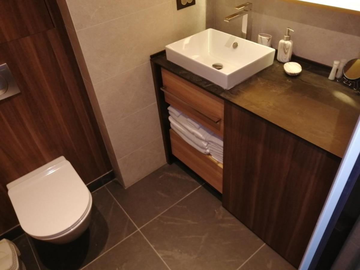 Woodside Apartments كوباونيك المظهر الخارجي الصورة